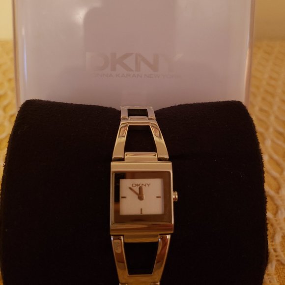 Donna Karan Accessories - DK WRIST WATCH